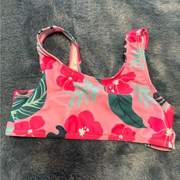 Childs Swimsuit with cover up - Picture 4 of 7